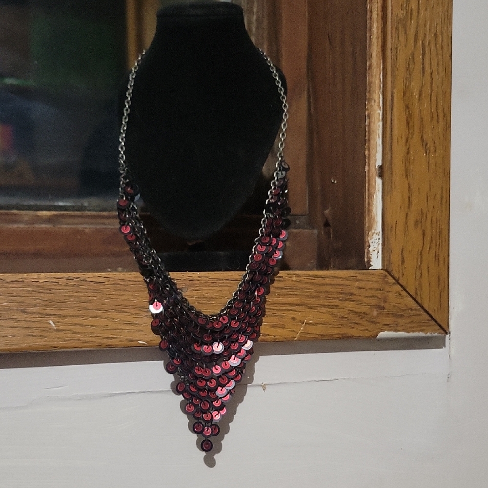 Elegant 16" Red Sequin Necklace